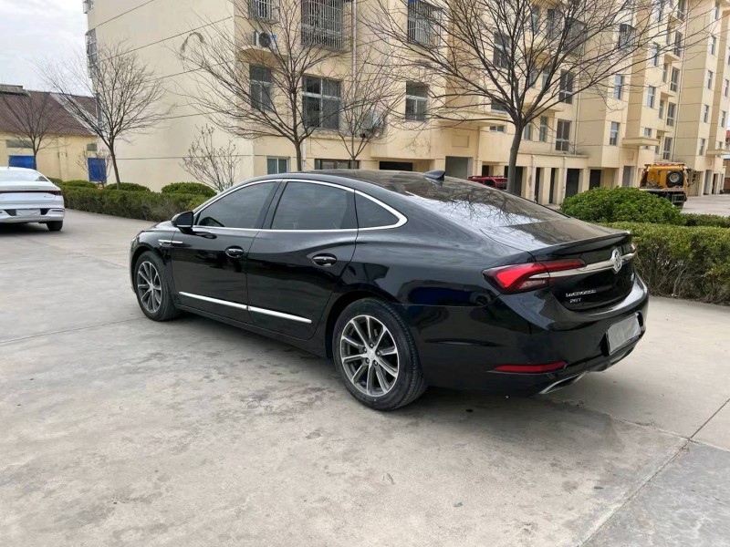 徐州20年别克君越3