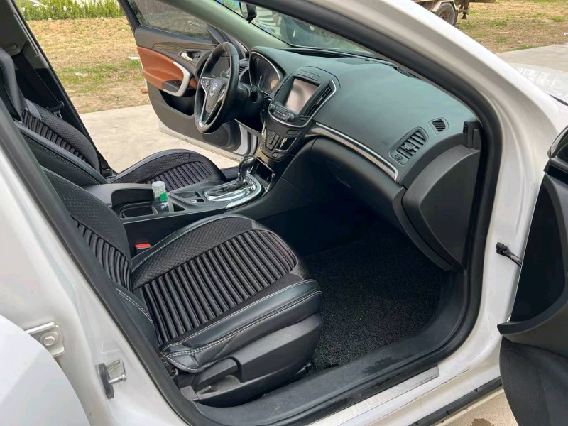 徐州16年别克君威4