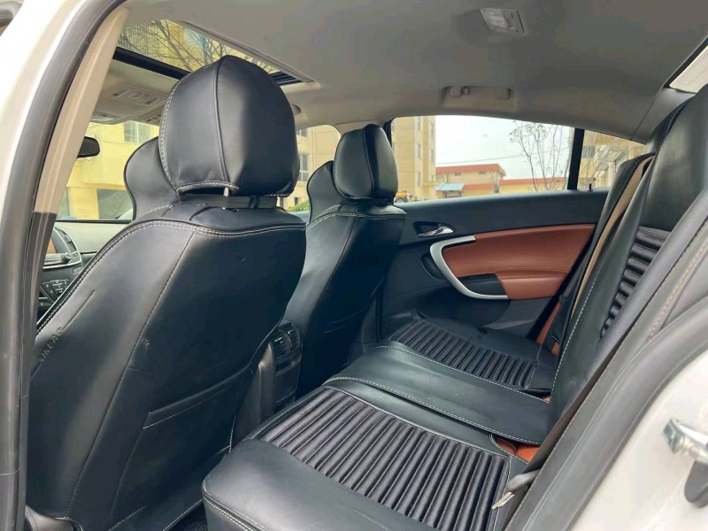 徐州16年别克君威8