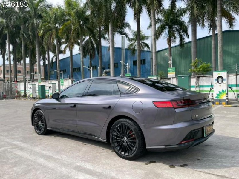 广州21年比亚迪秦8