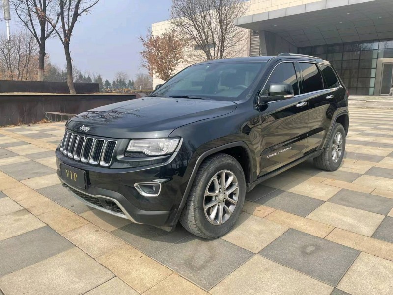 沈陽14年Jeep大切諾基2