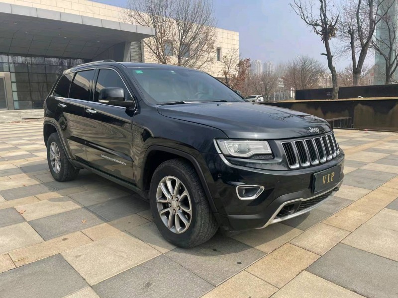 沈陽14年Jeep大切諾基3