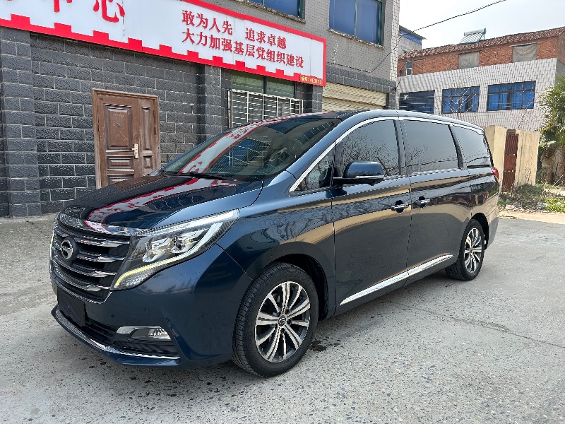 襄陽19年傳祺M82