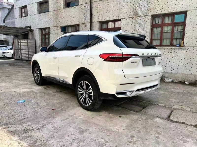 嘉興19年哈弗F78