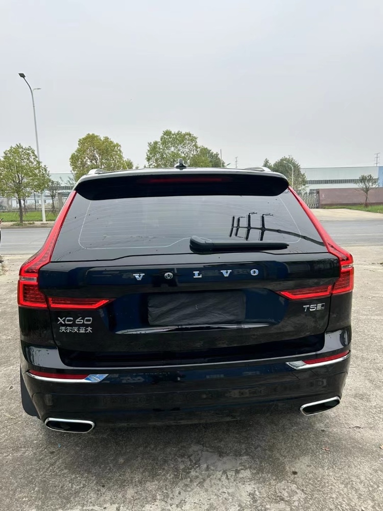 襄陽20年沃爾沃XC609