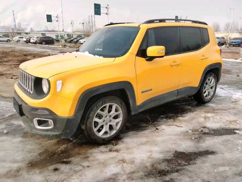 平頂山17年Jeep自由俠2