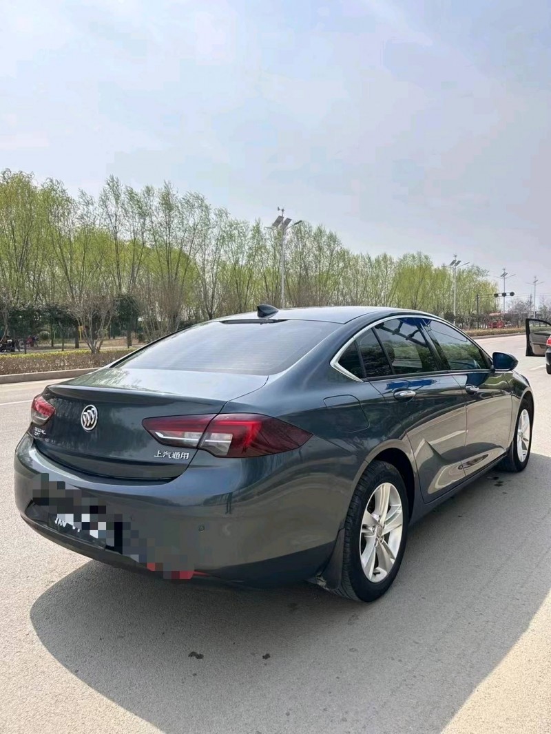 枣庄19年别克君威9