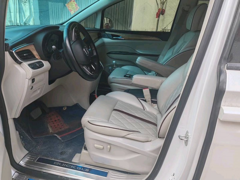 东营19年别克GL84