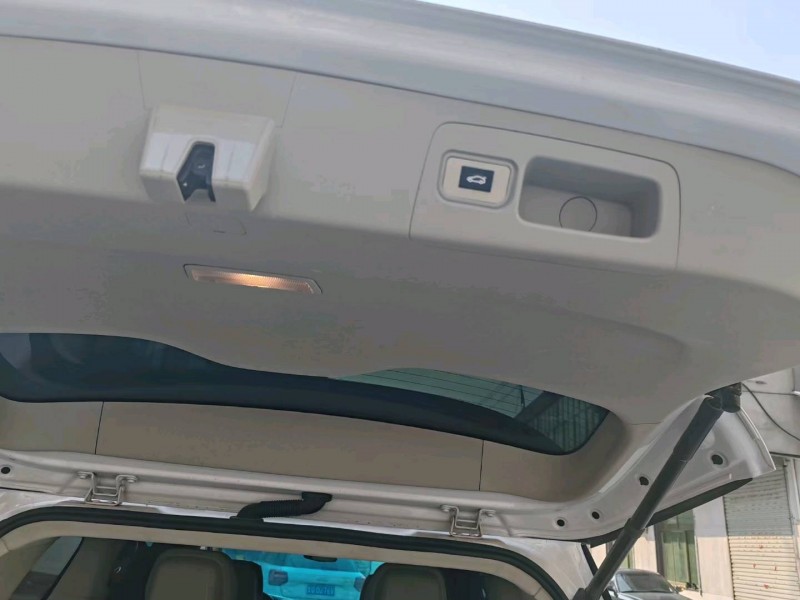 东营19年别克GL88