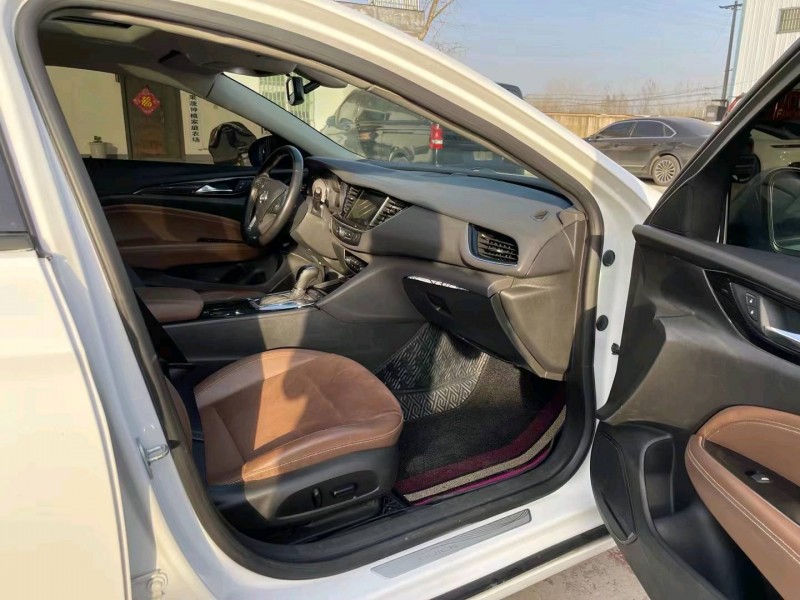 徐州19年别克君威4