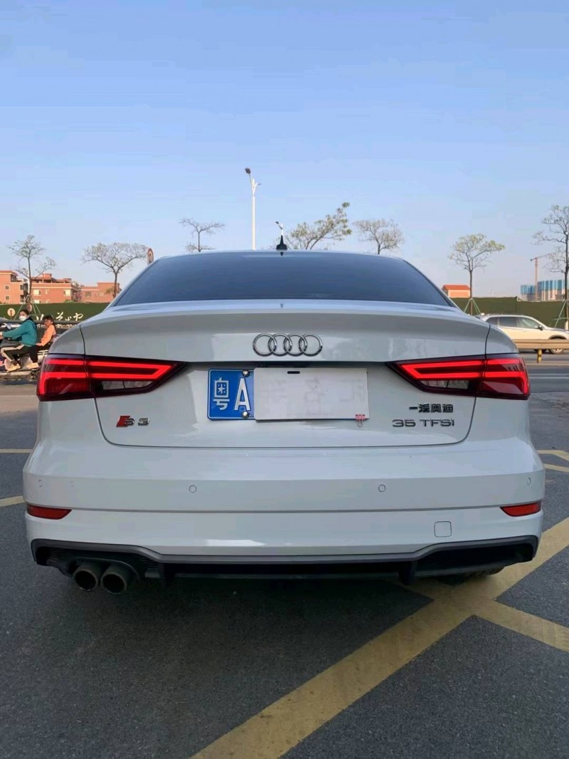 佛山19年奥迪A32