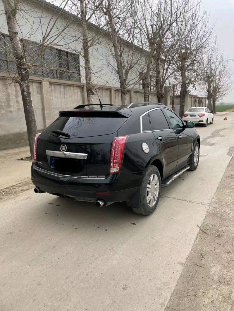 保定12年凯迪拉克SRX8