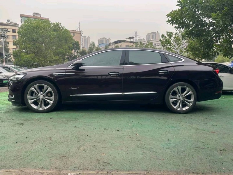 广州22年别克君越8