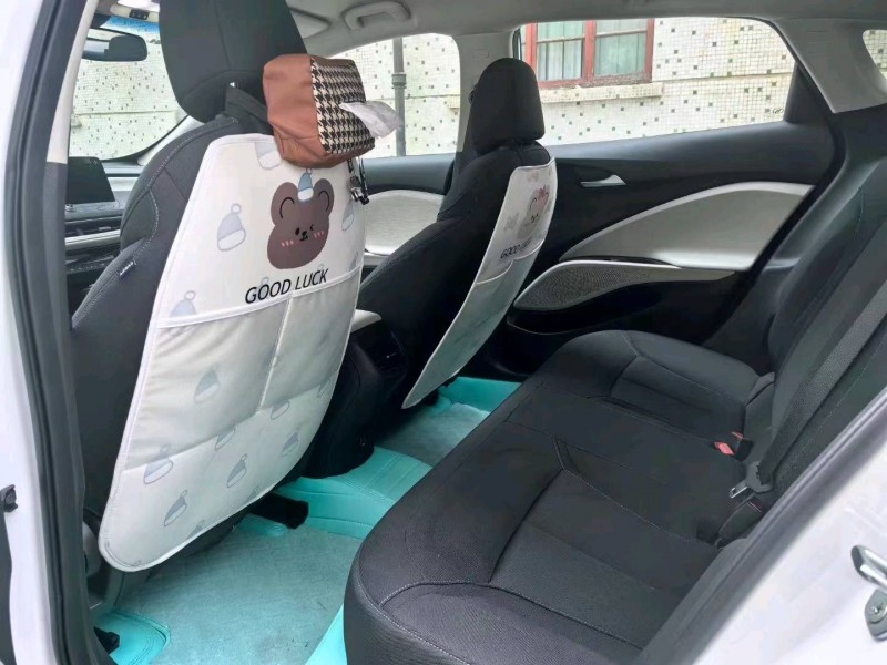 台州23年别克微蓝8