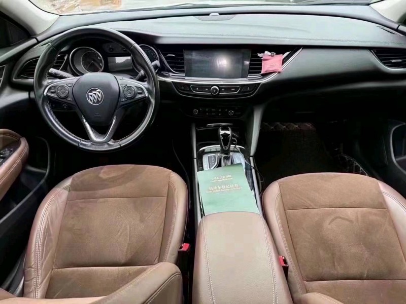 徐州19年别克君威5