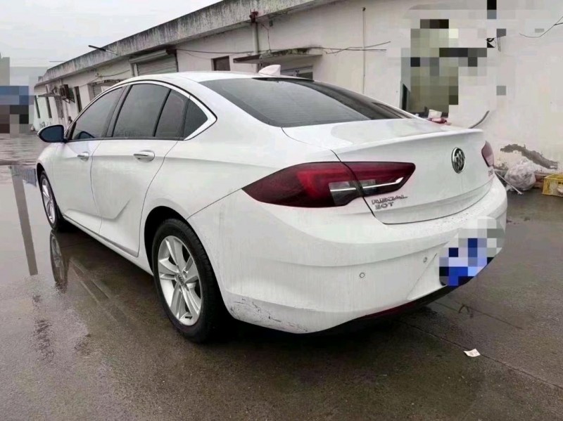 徐州19年别克君威7