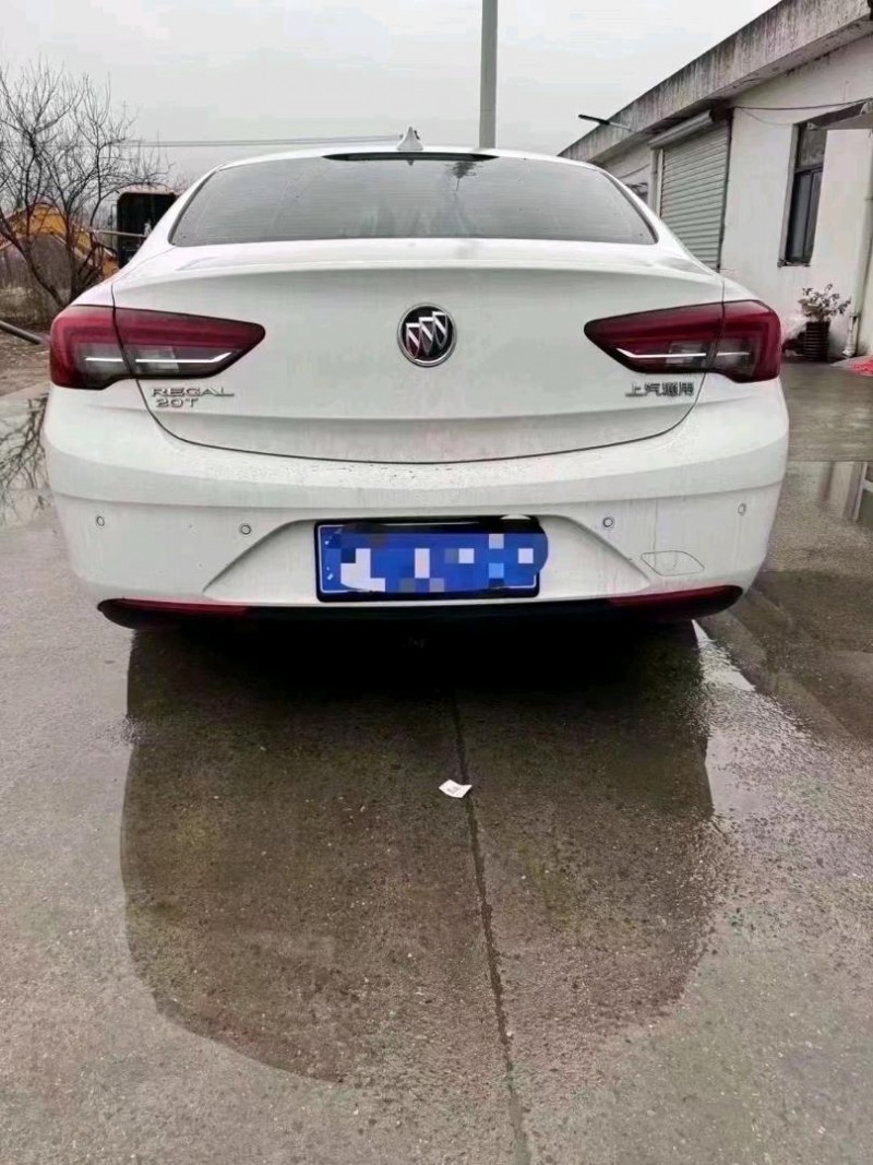 徐州19年别克君威9