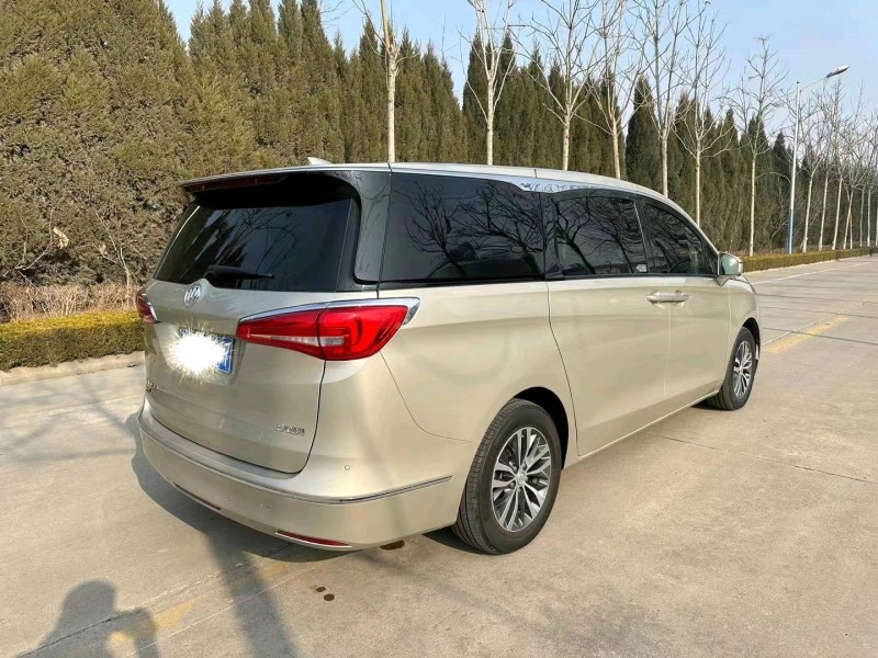 枣庄18年别克GL88