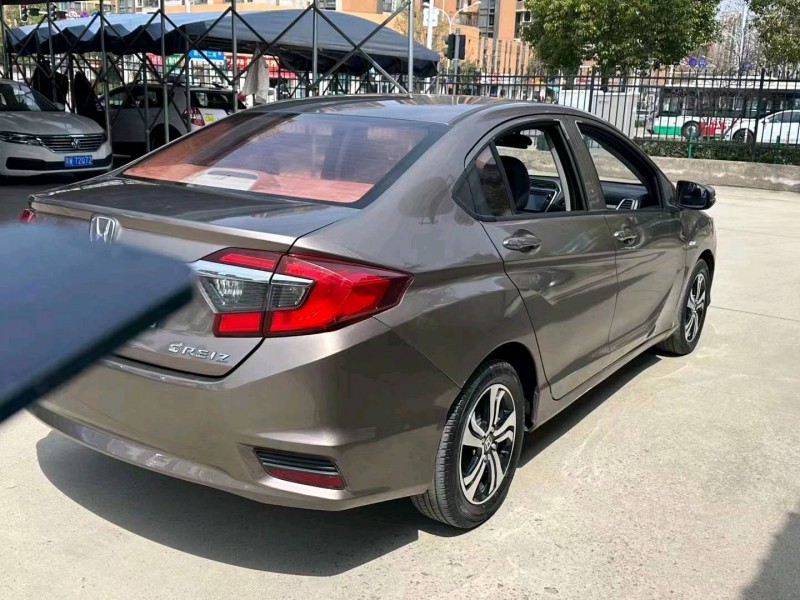 珠海17年本田哥瑞3