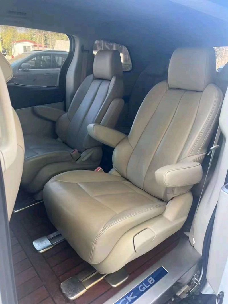 枣庄21年别克GL86