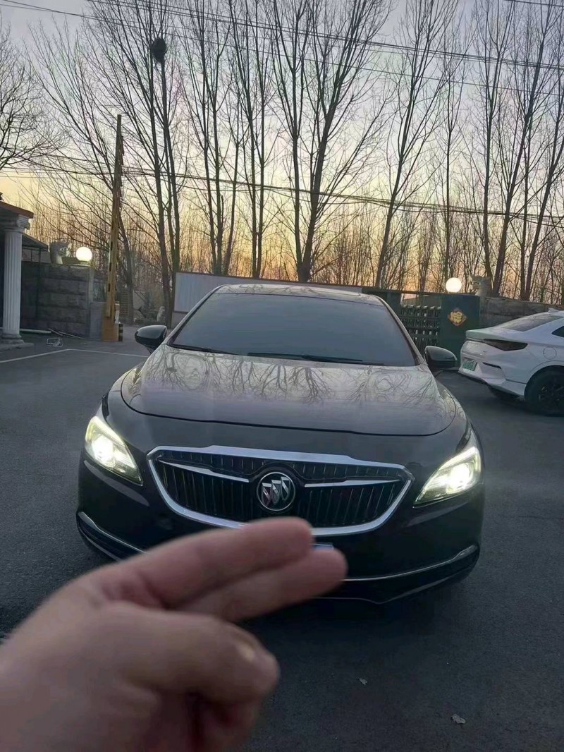 枣庄16年别克君越1