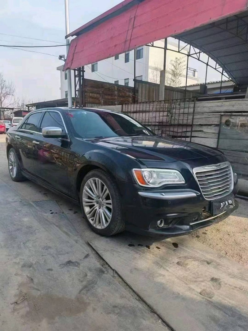 邯郸15年克莱斯勒300C2