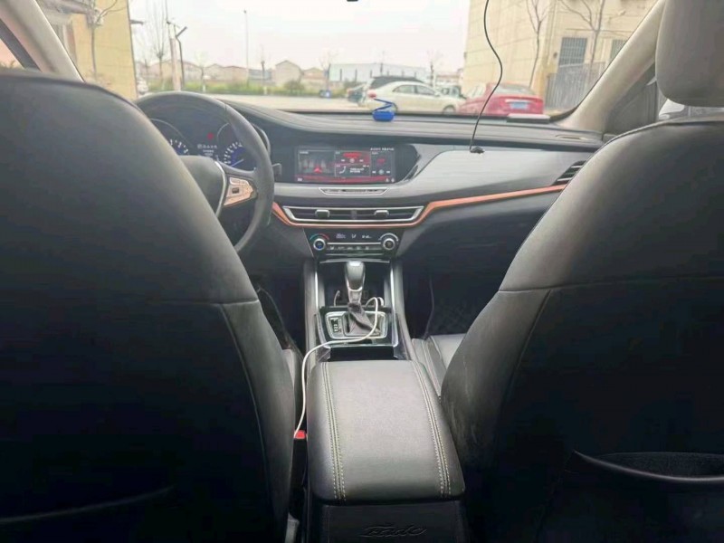常州19年長安汽車逸動2