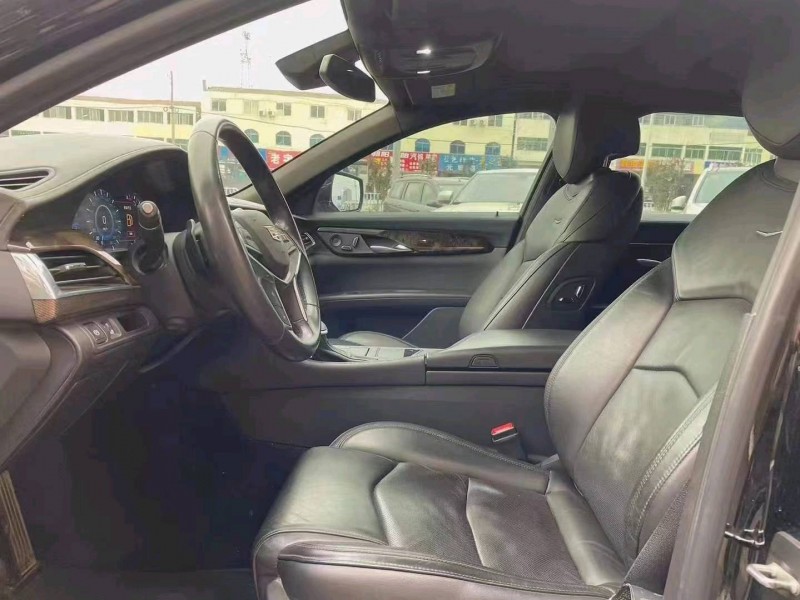 宜昌18年凯迪拉克CT68