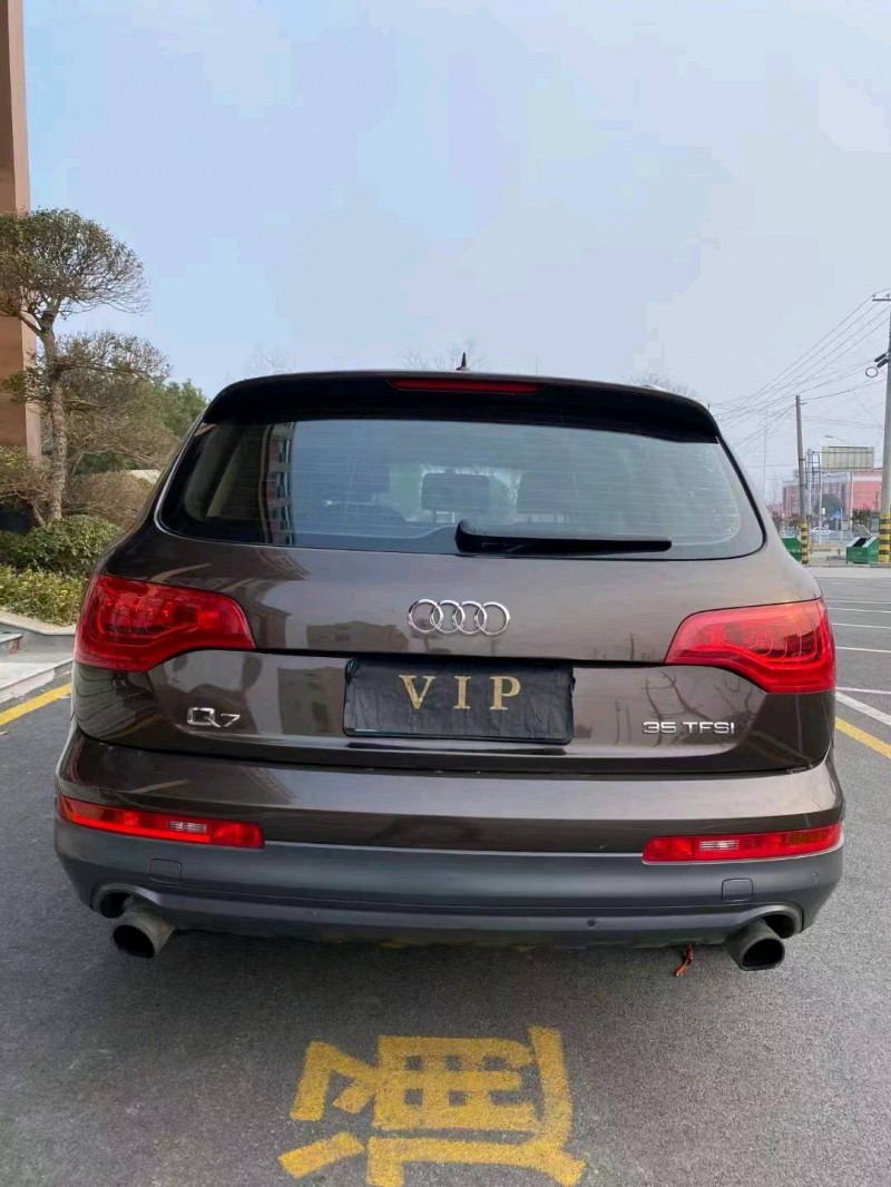 鄂州15年奧迪Q75