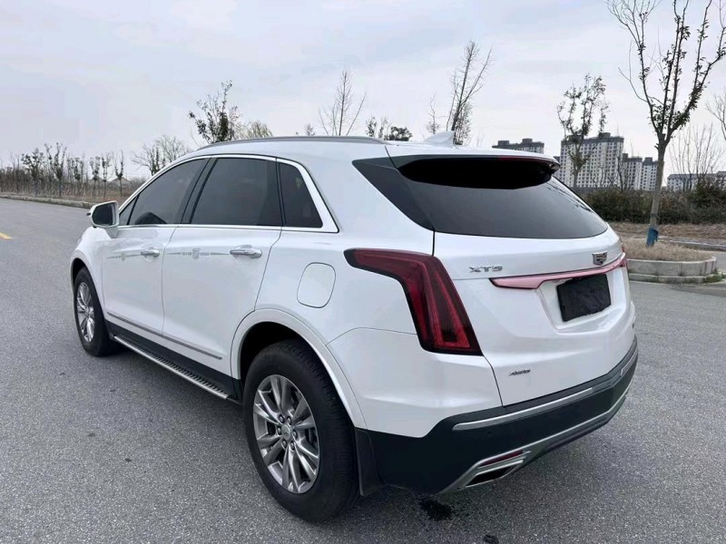盐城20年凯迪拉克XT58