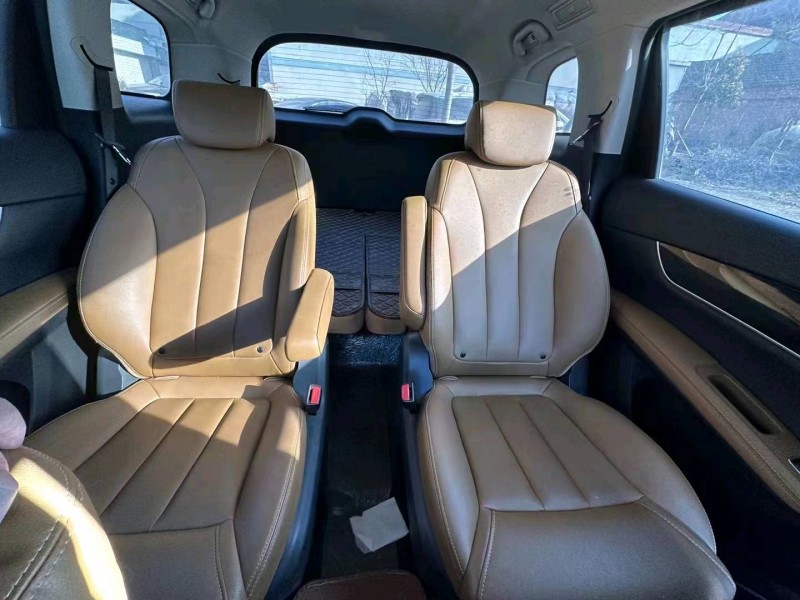 菏泽19年比亚迪宋5