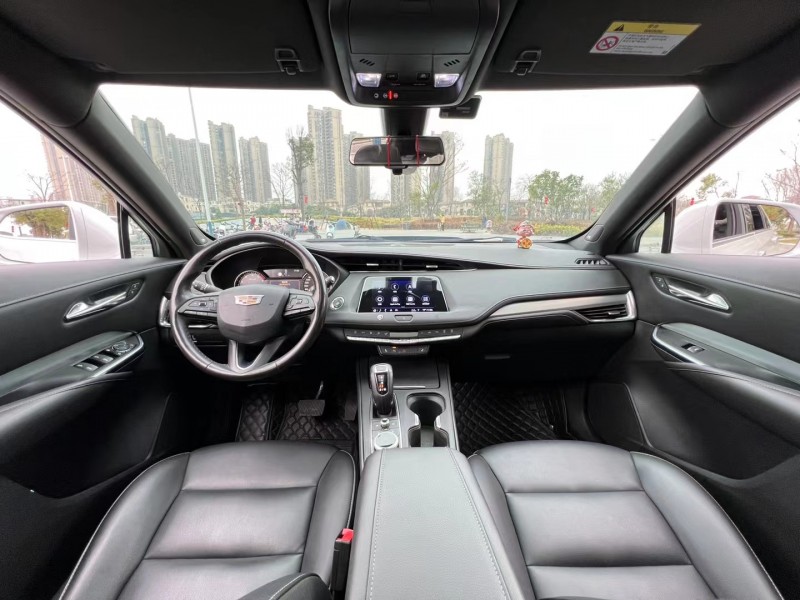 东莞19年凯迪拉克XT48