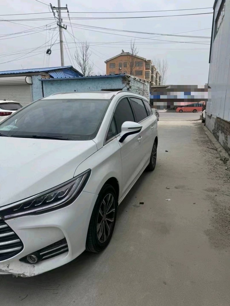 菏泽20年比亚迪宋MAX3