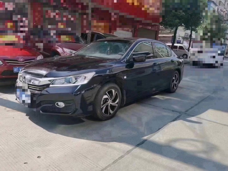 邵阳17年本田雅阁2