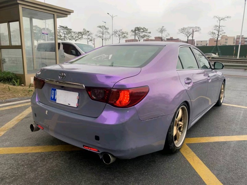 佛山11年丰田锐志9