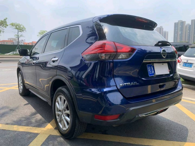 佛山20年日产奇骏7