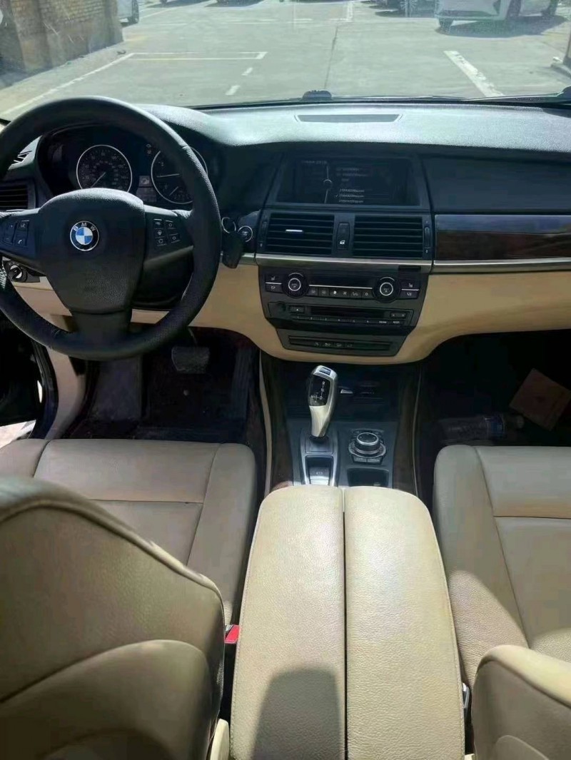 邯郸12年宝马X57