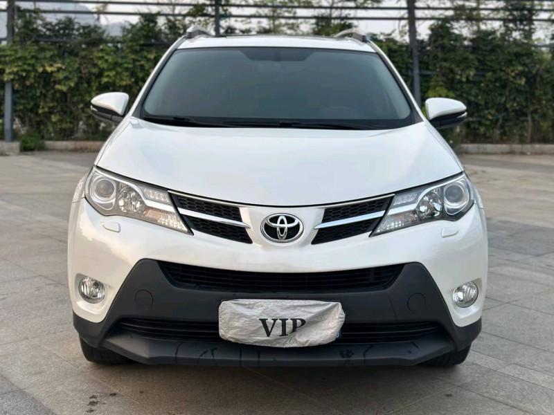 广州15年丰田RAV4荣放1
