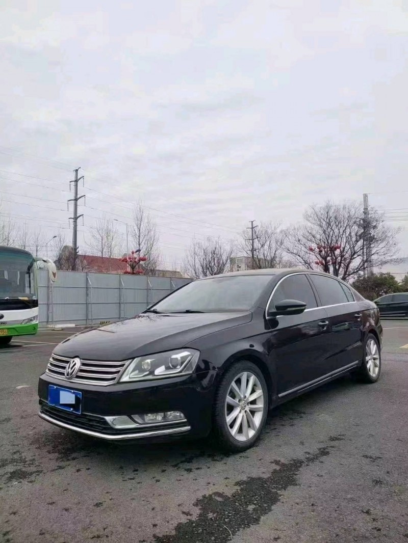 济南13年大众迈腾2