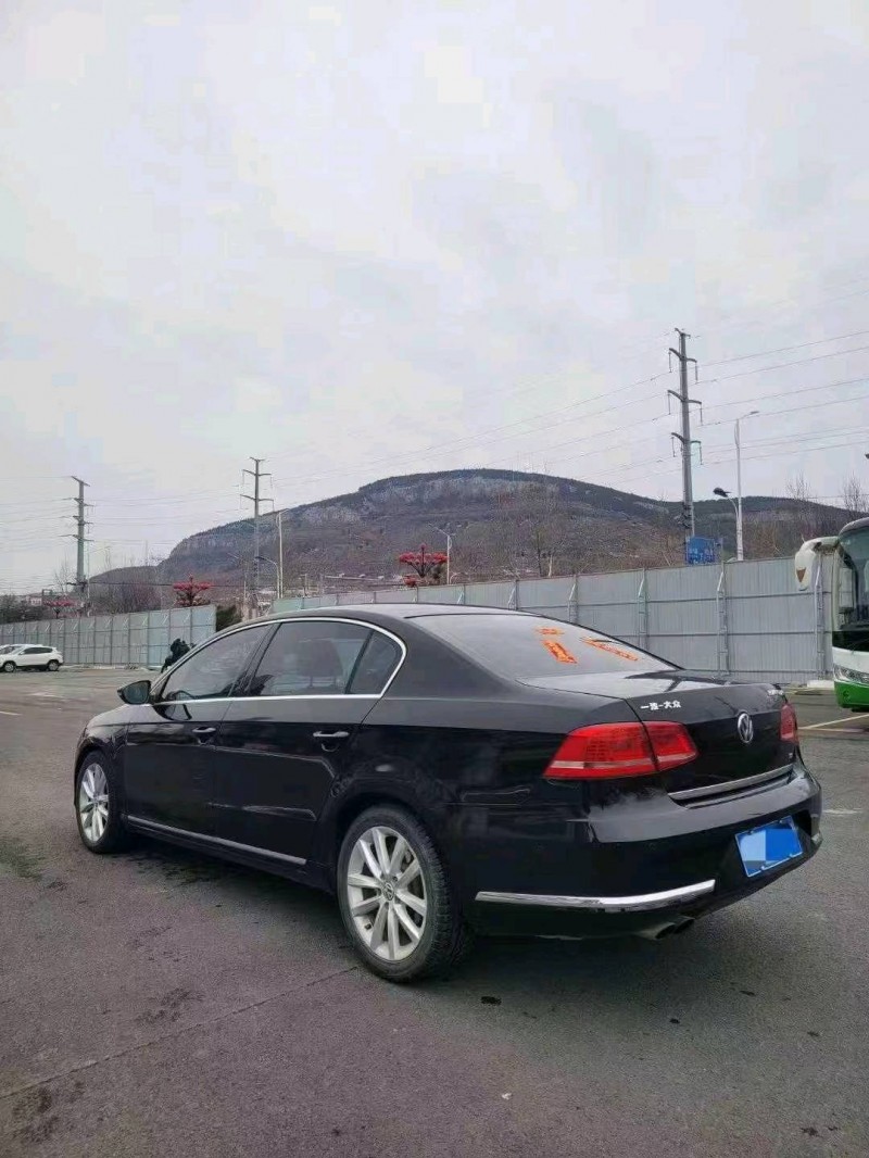 济南13年大众迈腾8