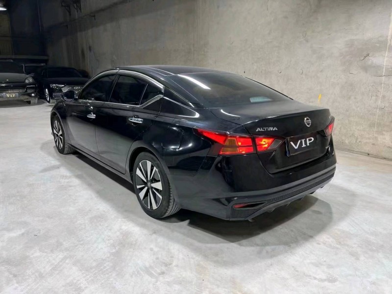 衡陽22年日產天籟4