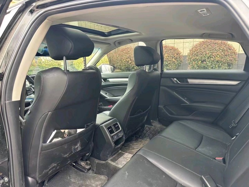 枣庄22年本田雅阁9