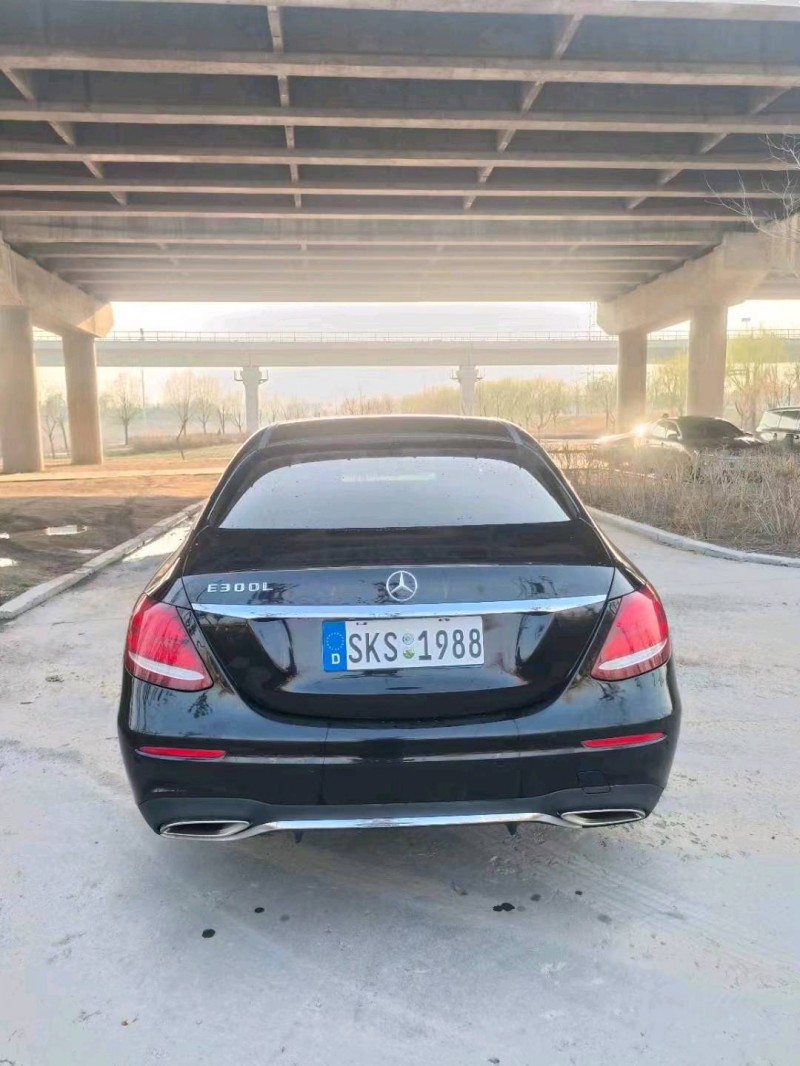 东营18年奔驰E5