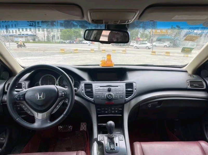 枣庄10年本田思铂睿3