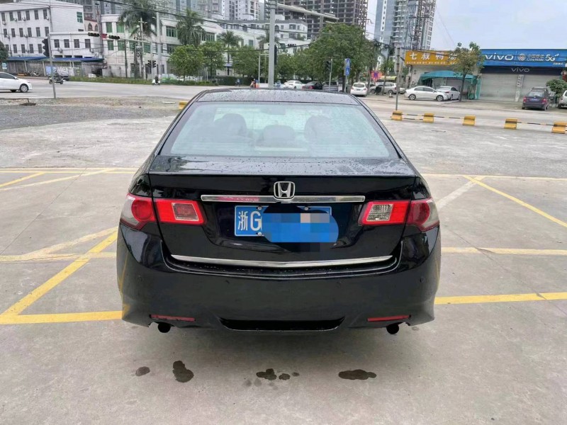 枣庄10年本田思铂睿5