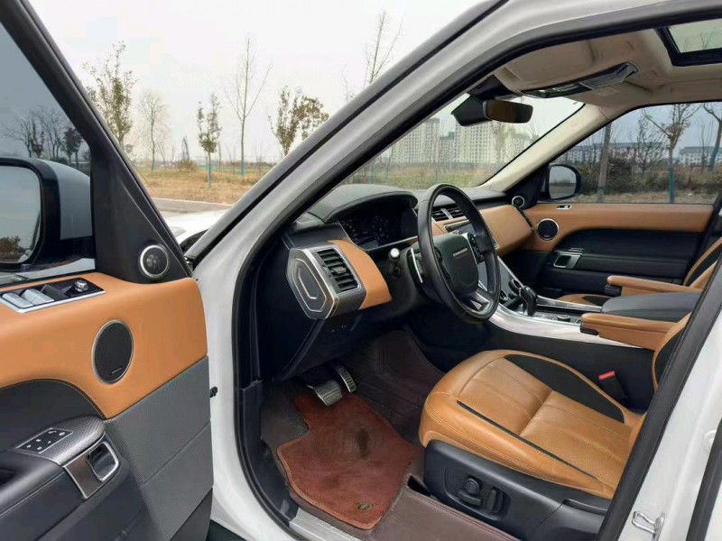 盐城19年路虎揽胜运动7