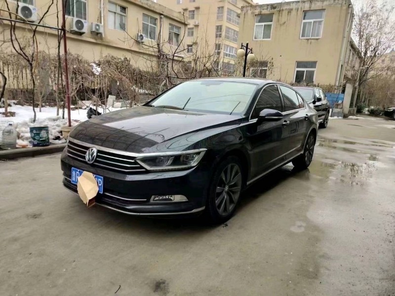 济南19年大众迈腾2