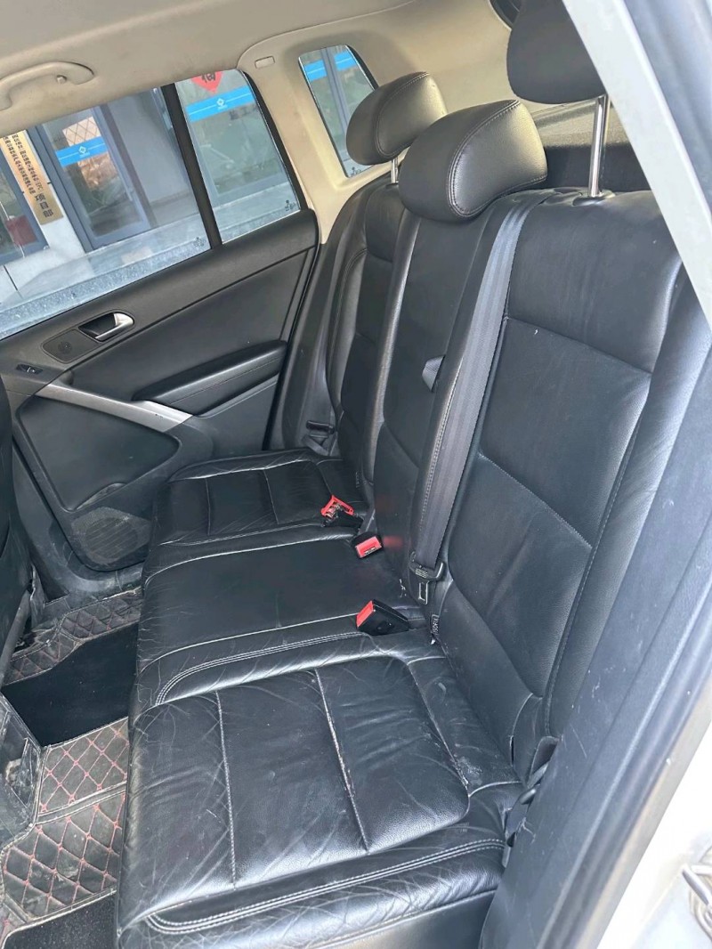 济南12年大众途观6