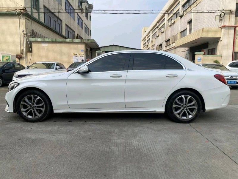 中山17年奔驰C3