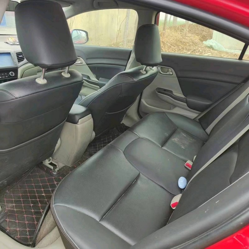 东营13年本田思域9